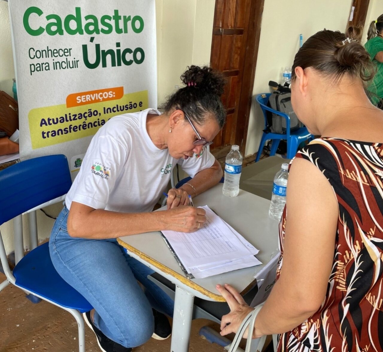 Mutirão do Cadastro Único passa por cinco regiões e atende mais de 450 famílias