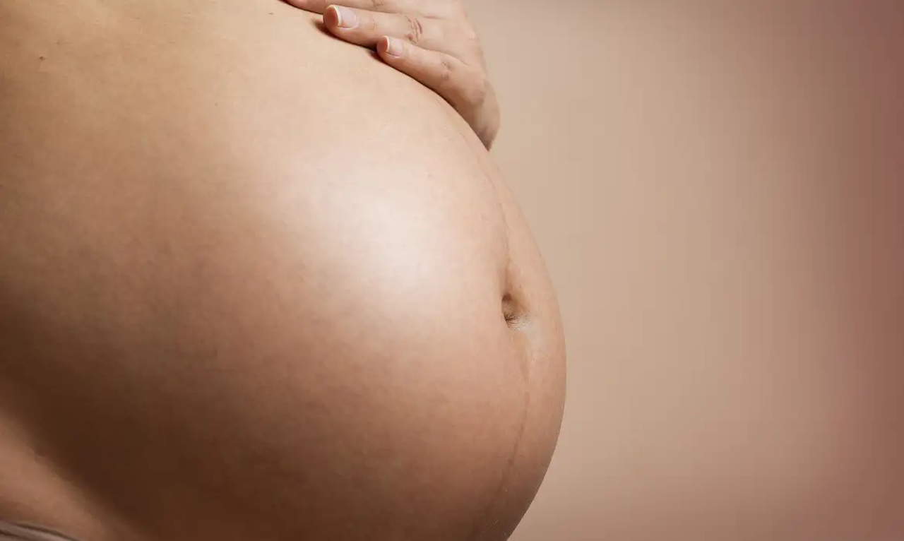 Pesquisa brasileira detecta plástico em placentas e cordões umbilicais