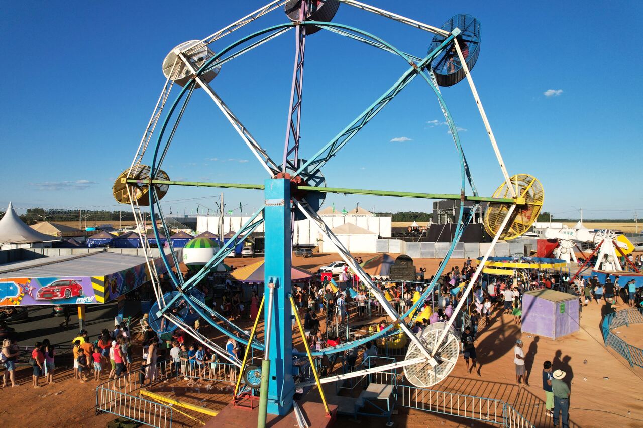 Tarde de diversão gratuita no parque da Expovera com ação social para as famílias