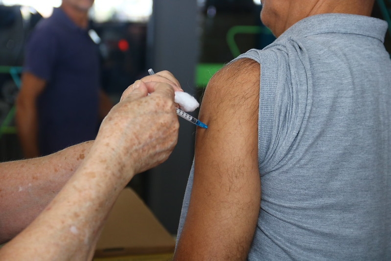 Prefeitura de Sinop realiza ação especial de vacinação no shopping neste domingo (14)