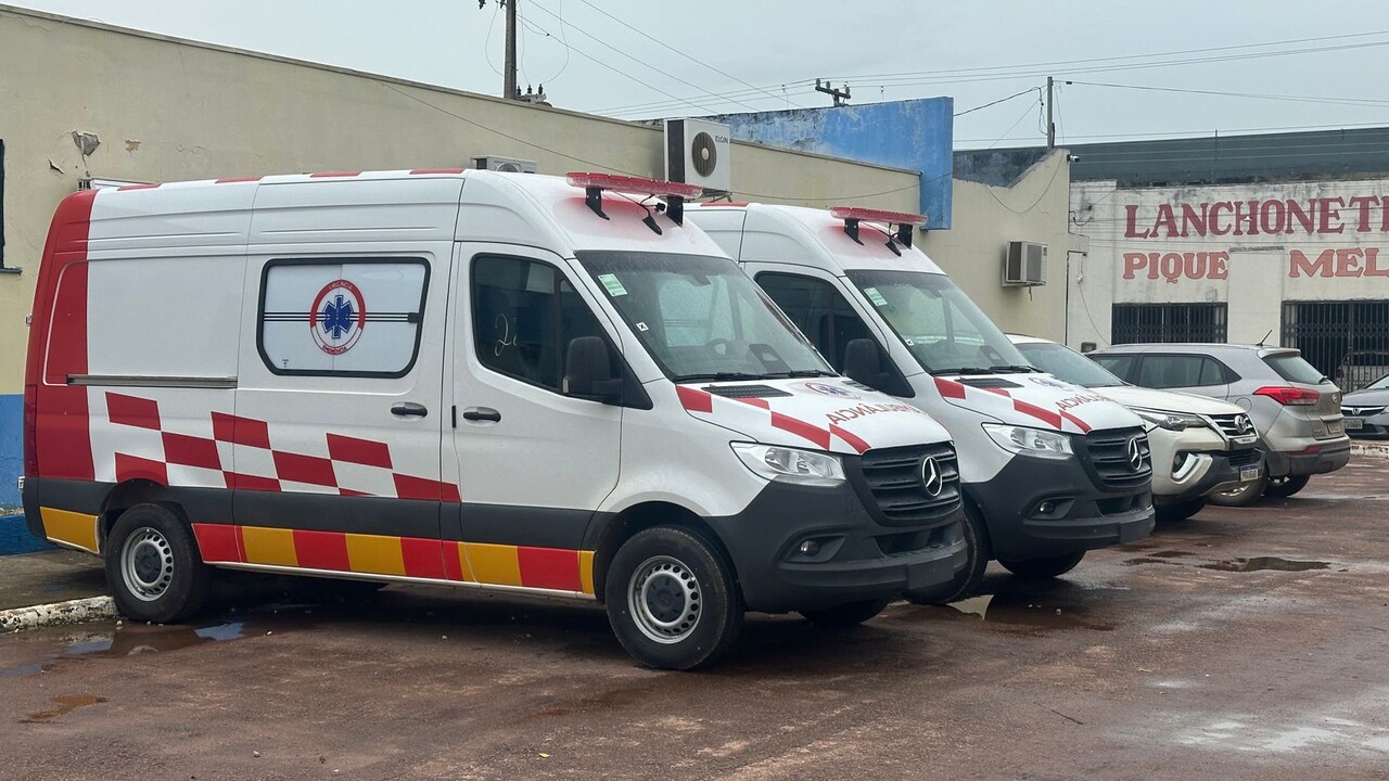 Prefeitura de Peixoto de Azevedo entrega duas ambulâncias 0km e reforça a saúde municipal